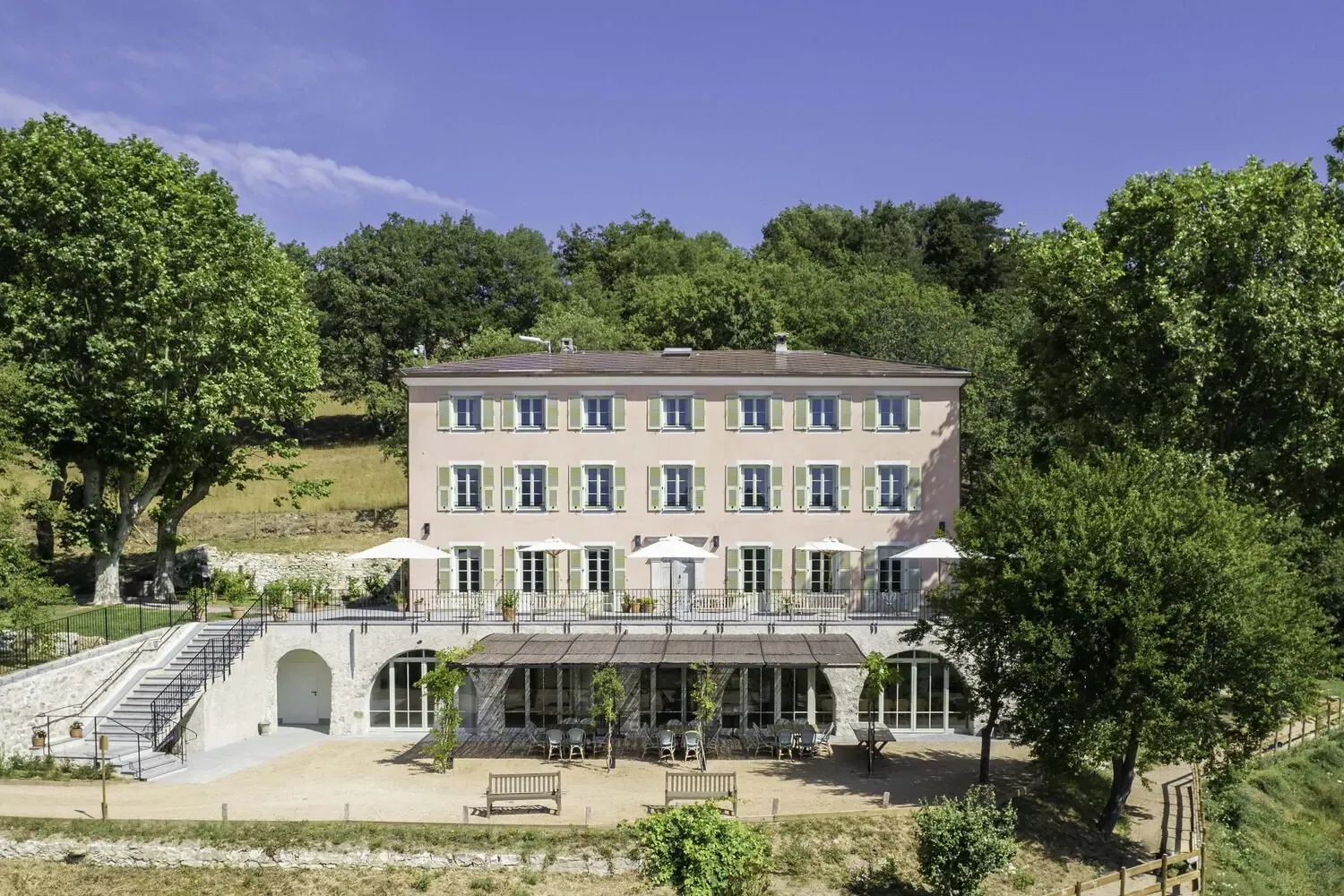 018th-century-house-in-France-4-3